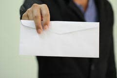 מסירת מעטפה סגורה